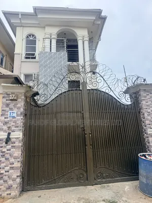 2bdrm Block of Flats in Ijesha for sale