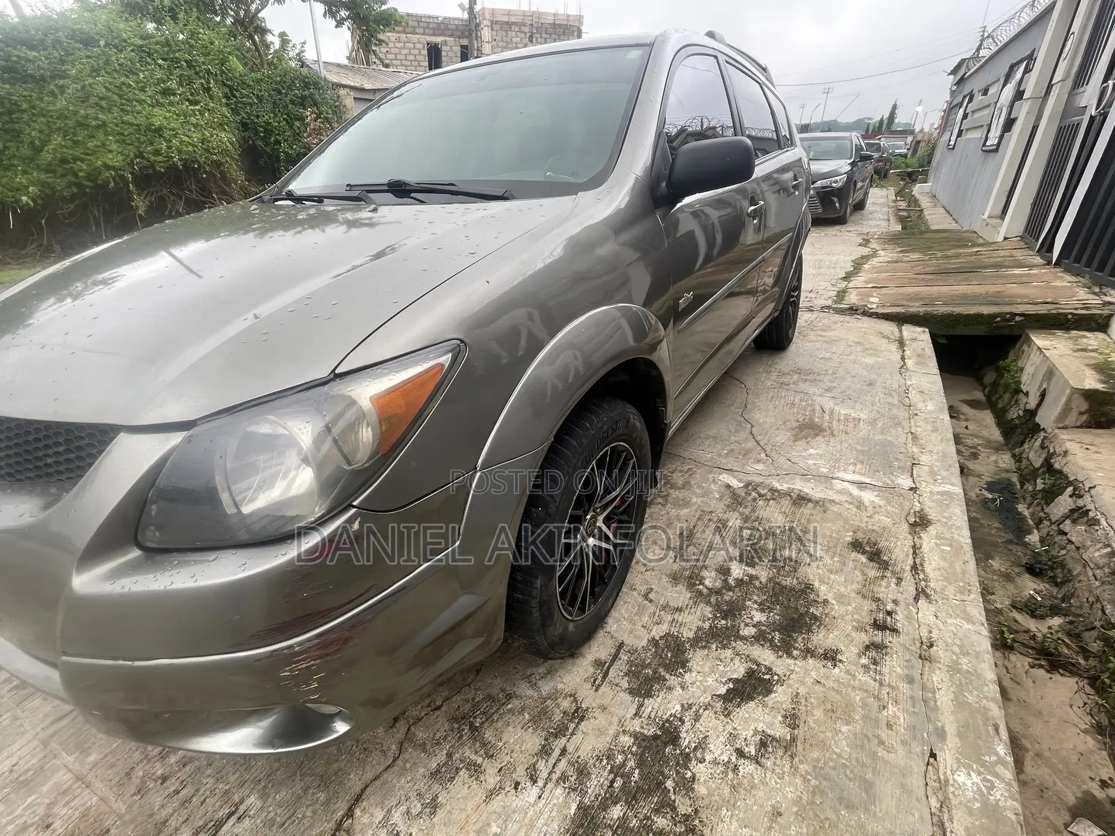 Pontiac Vibe Automatic 2003 Gray