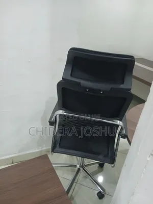 Office Swivel Chairs