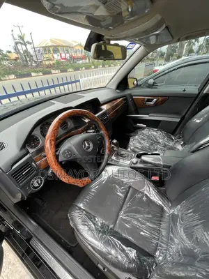 Mercedes-Benz GLK-Class 350 4MATIC 2012 Black