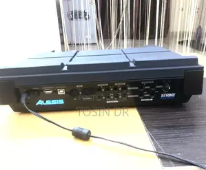 Alesis Strike Multipad