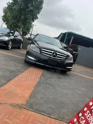 Mercedes-Benz C300 2013 Black