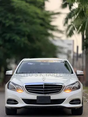 Mercedes-Benz E350 Base 4Matic Sedan AWD (3.5L 6cyl 7A) 2014 White
