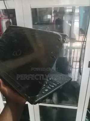 Laptop Fujitsu Lifebook AH530 8GB Intel Core M SSD 128GB