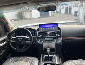 Toyota Land Cruiser 4.6 V8 VX-R 2012 White