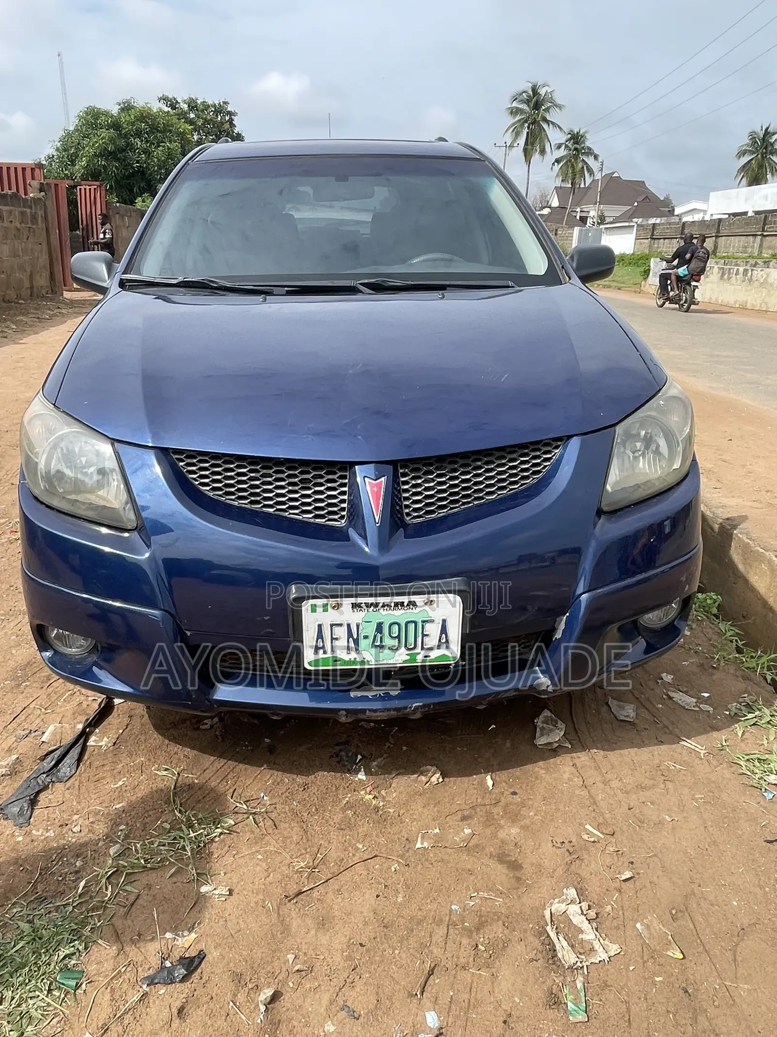 Pontiac Vibe Automatic 2003 Blue