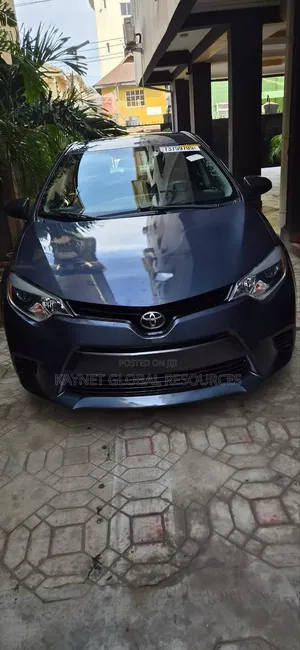 Toyota Corolla 2015 Gray