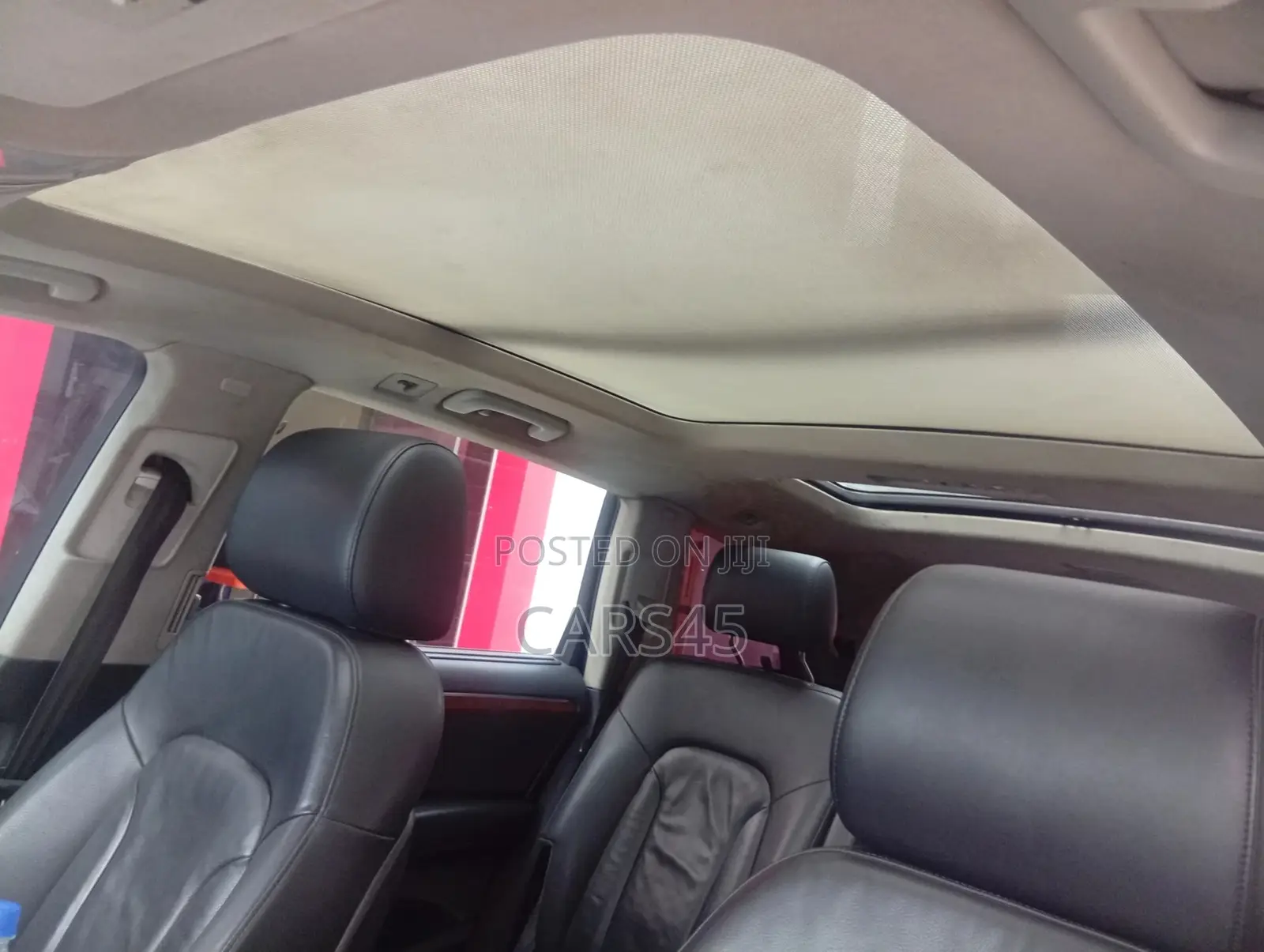 Audi Q7 2009 Off white