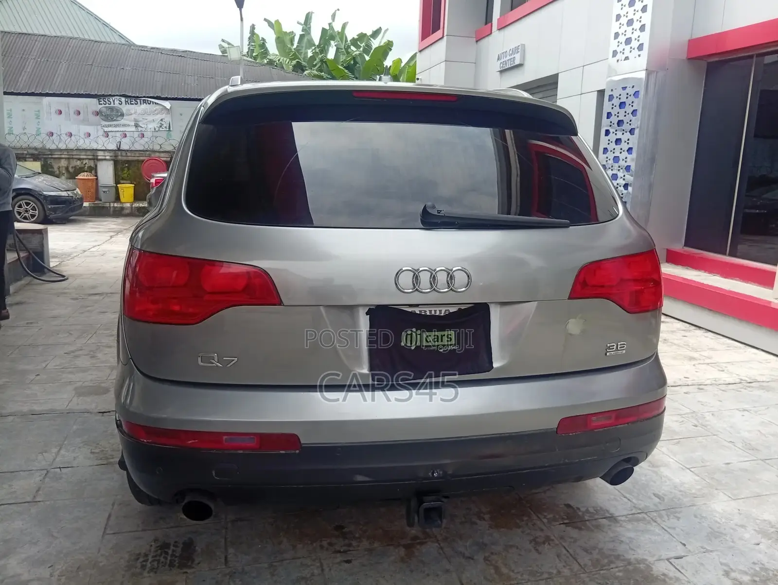 Audi Q7 2009 Off white