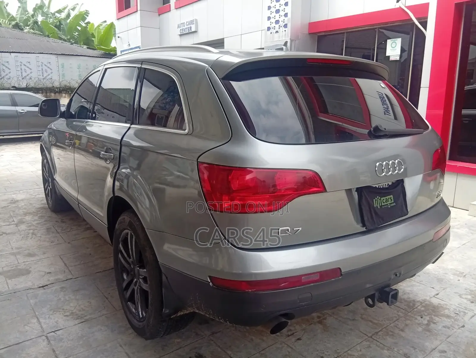 Audi Q7 2009 Off white