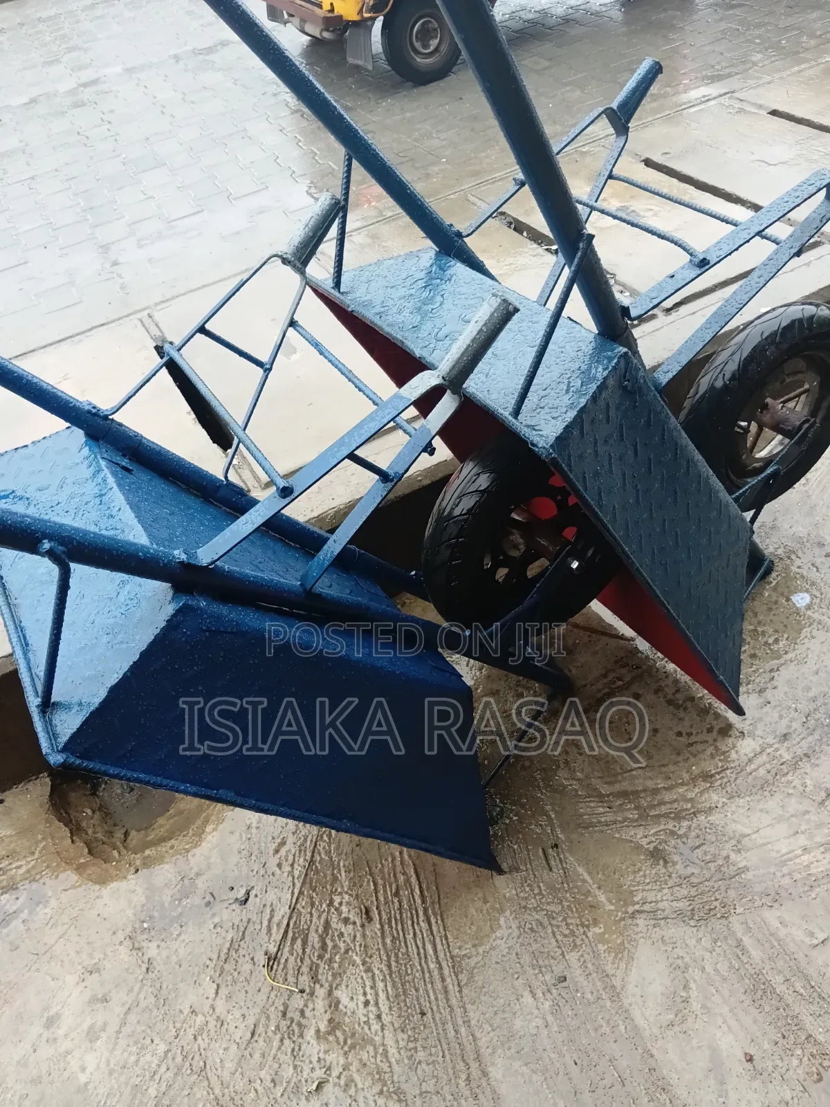 100 % Bigger Thick Wheelbarrow