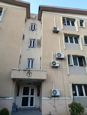 3bdrm Block of Flats in Lagos Homes, Adeniran Ogunsanya for rent