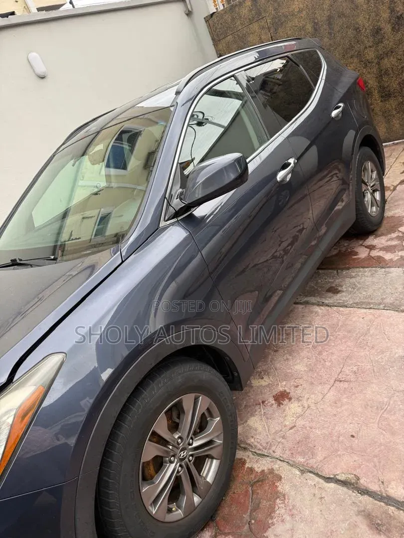 Hyundai Santa Fe 2013 Gray