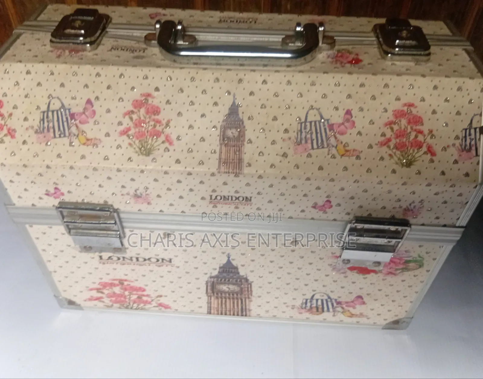 Makeup Box