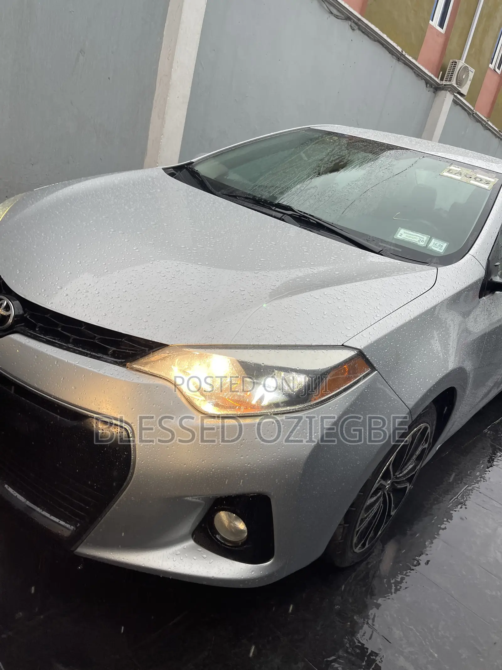 Toyota Corolla 2015 Silver