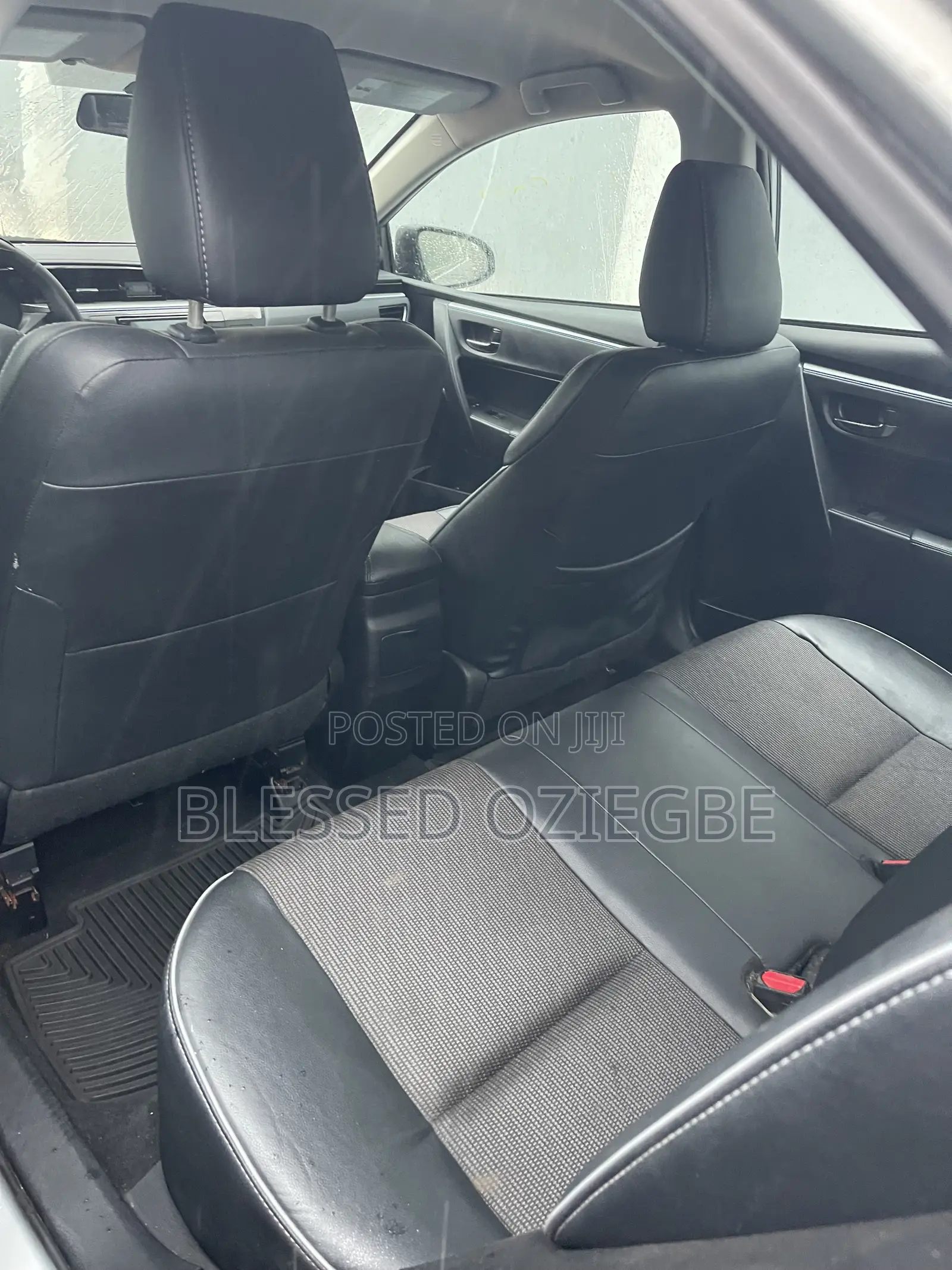 Toyota Corolla 2015 Silver