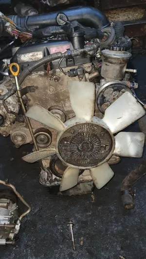 Complete Engine for Toyota Hilux 2.7liter 4plug 2tr Engine 2010 2015