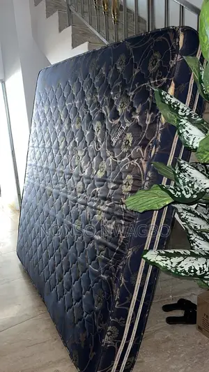 6 by 6 Vitafoam Semi Orthopedic Matress for Sale