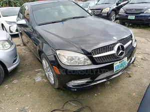 Mercedes-Benz C300 2008 Black