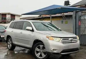 Toyota Highlander Limited 2012 Silver
