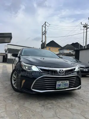 Toyota Avalon XLE 4dr Sedan (3.5L 6cyl 6A) 2014 Black