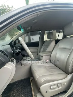 Toyota Highlander 2009 Gray