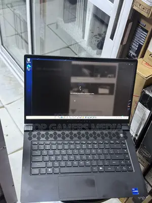 Laptop Alienware M15 R7 16GB Intel Core i7 SSD 1T
