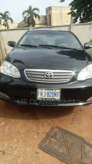 Toyota Corolla 2004 Black