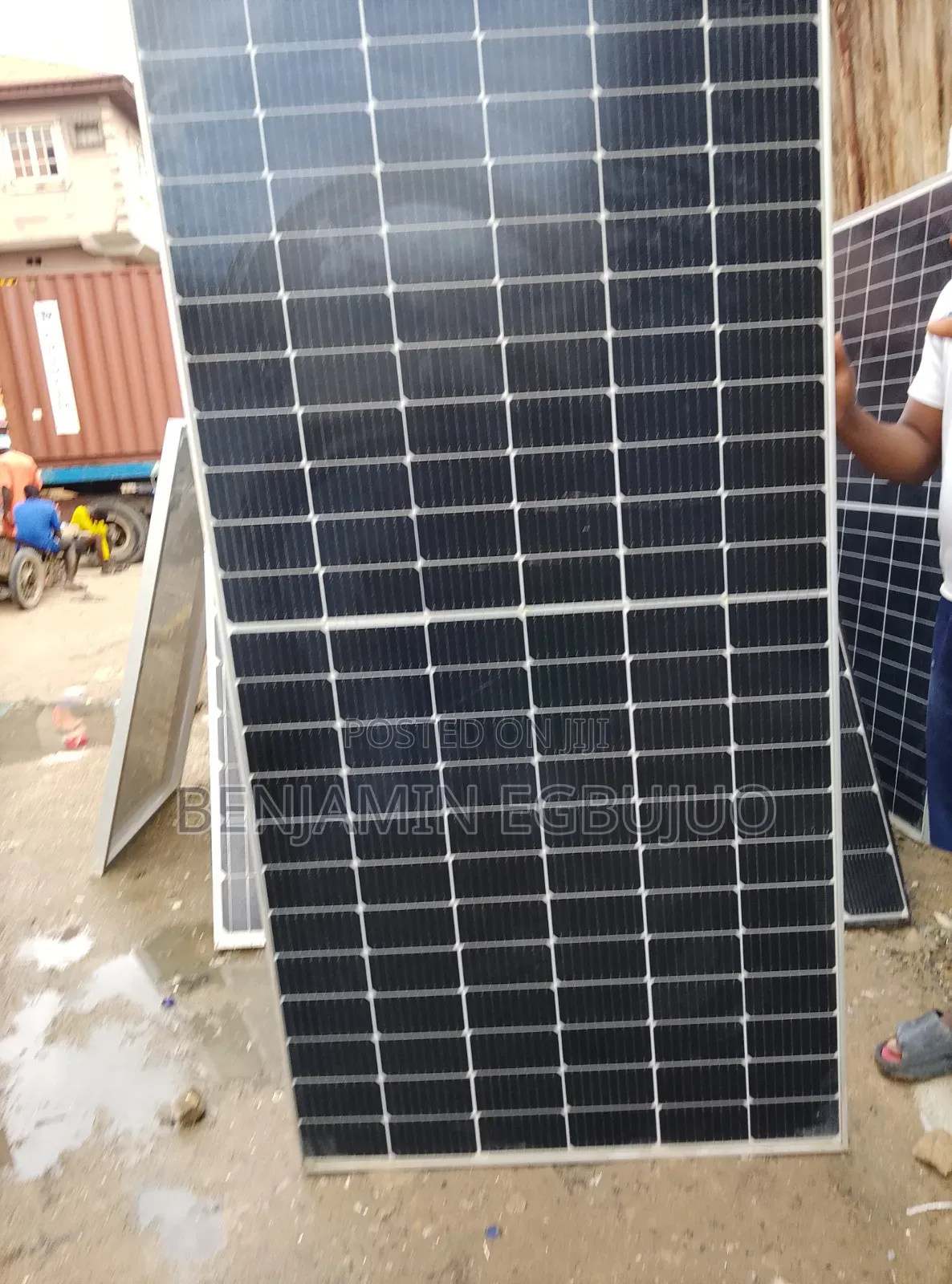 680 Watts Mono Solar Panel