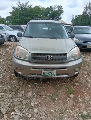 Toyota RAV4 2.0 4x4 2004 Green