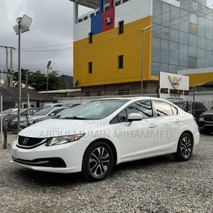 Honda Civic 2013 White
