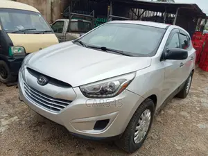 Hyundai Tucson 2015 Silver
