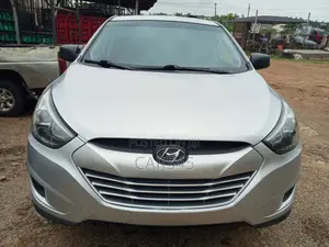Hyundai Tucson 2015 Silver