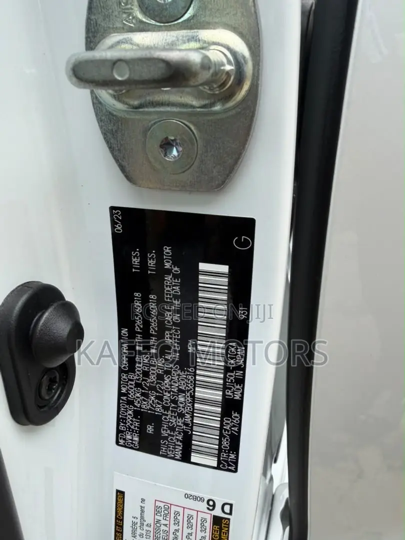 Lexus GX 460 AWD 2023 White