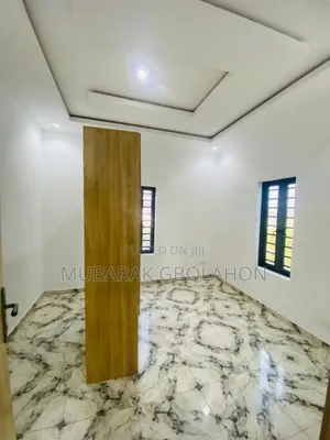 Furnished 2bdrm Apartment in Hopeville Estate, Sangotedo for rent