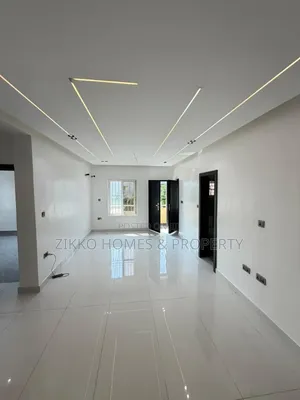 3bdrm Apartment in Alpha Beach Road, Chevron for sale