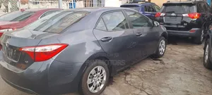 Toyota Corolla LE Premium 4dr Sedan (1.8L 4cyl CVT) 2015 Blue