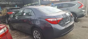 Toyota Corolla LE Premium 4dr Sedan (1.8L 4cyl CVT) 2015 Blue
