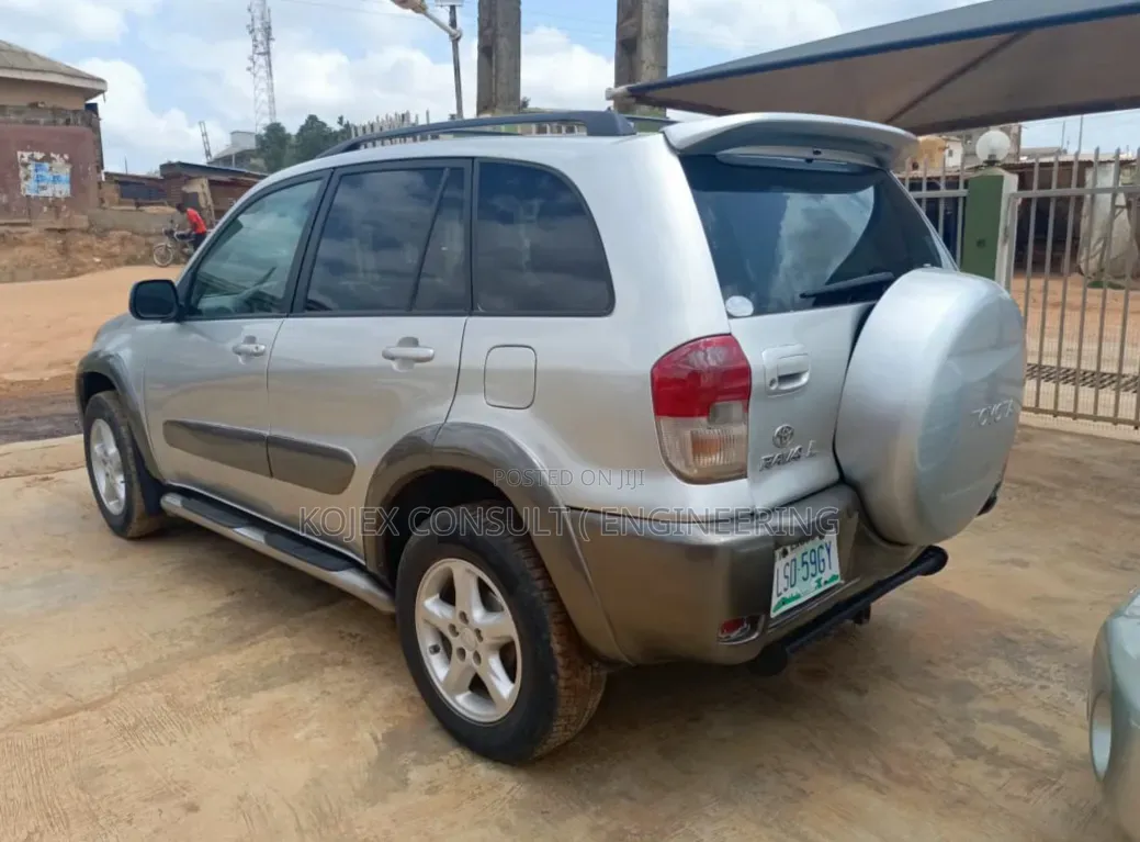 Toyota RAV4 2005 Silver