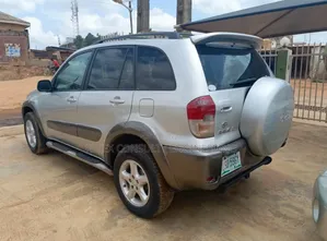 Toyota RAV4 2005 Silver