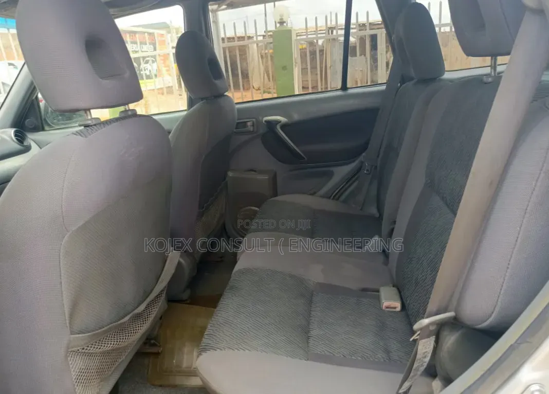 Toyota RAV4 2005 Silver