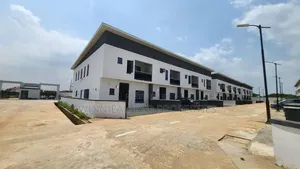 3bdrm Townhouse/Terrace in Isheri North for sale