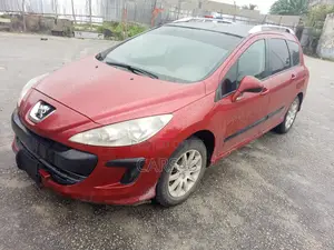 Peugeot 308 2009 Red