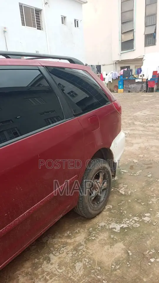 Toyota Sienna 2006 Maroon
