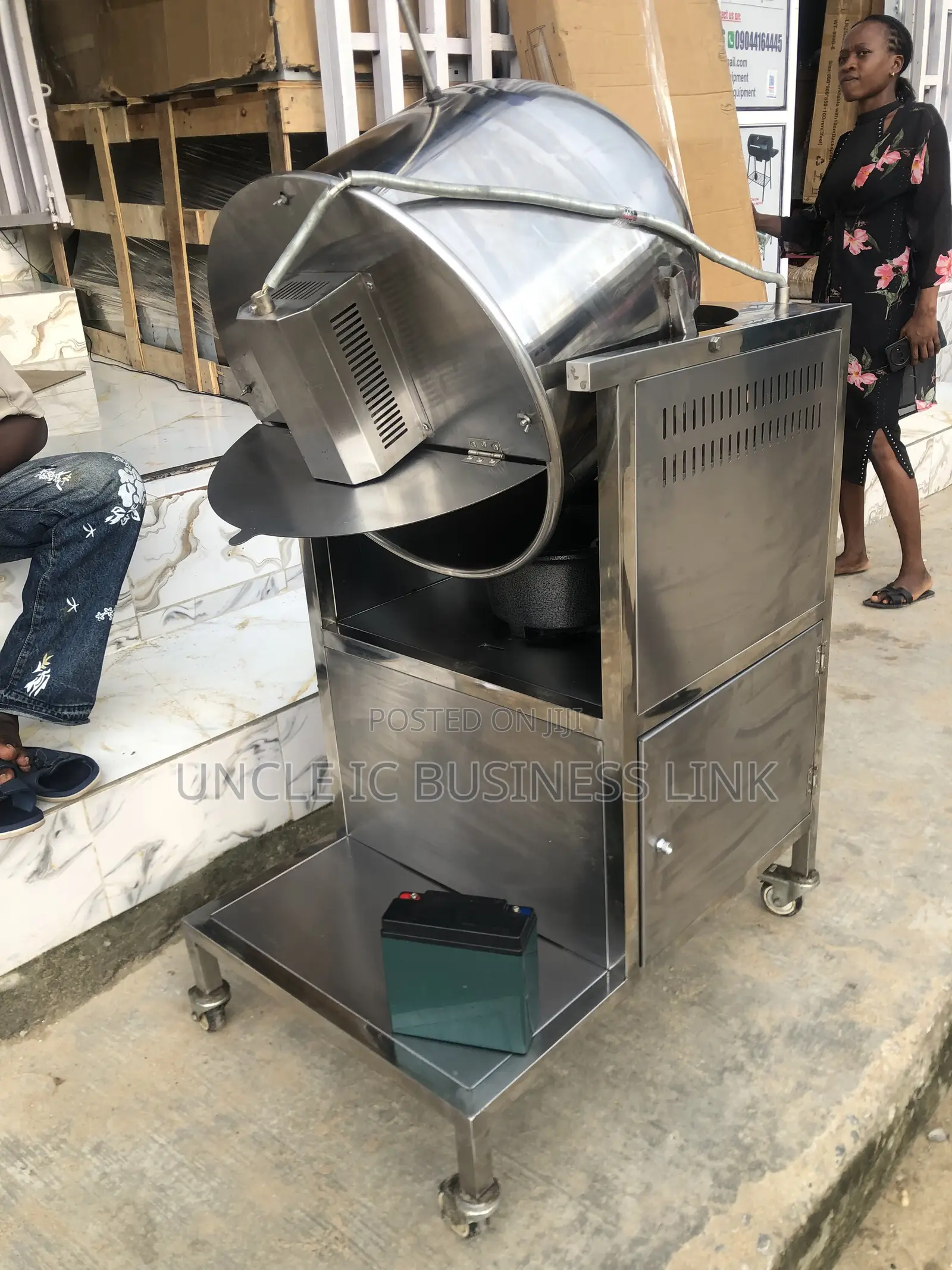Commercial Popcorn Machine
