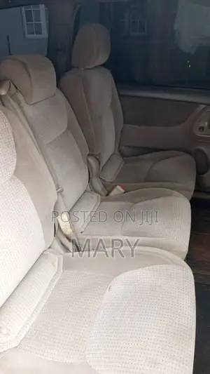 Toyota Sienna 2006 Maroon