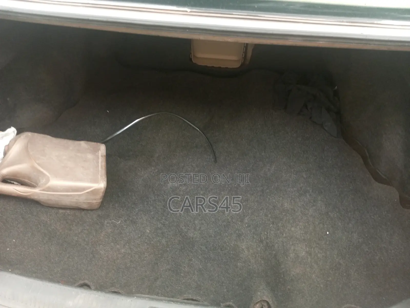 Toyota Avalon 2000 Gold