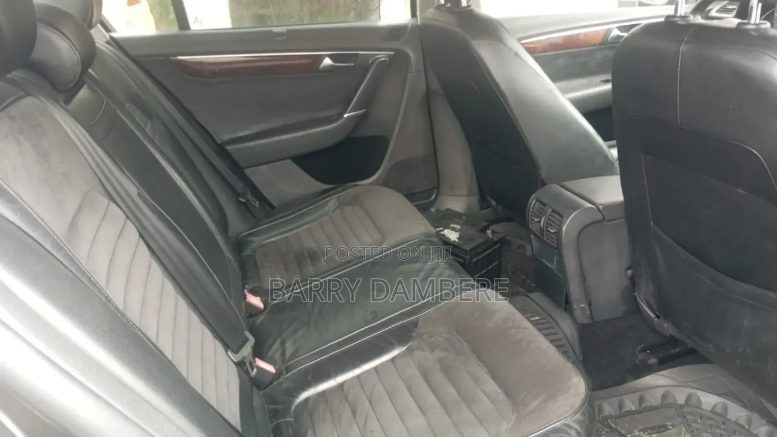 Volkswagen Passat 2012 Black