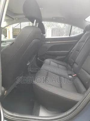 Hyundai Elantra 2017 Blue