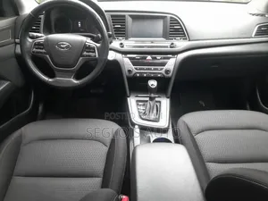 Hyundai Elantra 2017 Blue